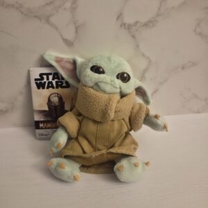 Mandalorian The Child Shoulder Plush